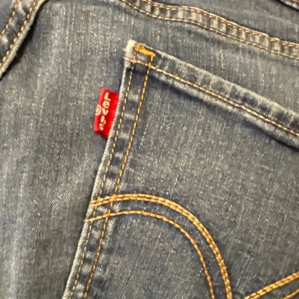 Levi’s 524 Too Super-low Womens Deconstructed Jeans - Picture 8 of 13